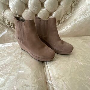 Women's Tan Ankle Boots